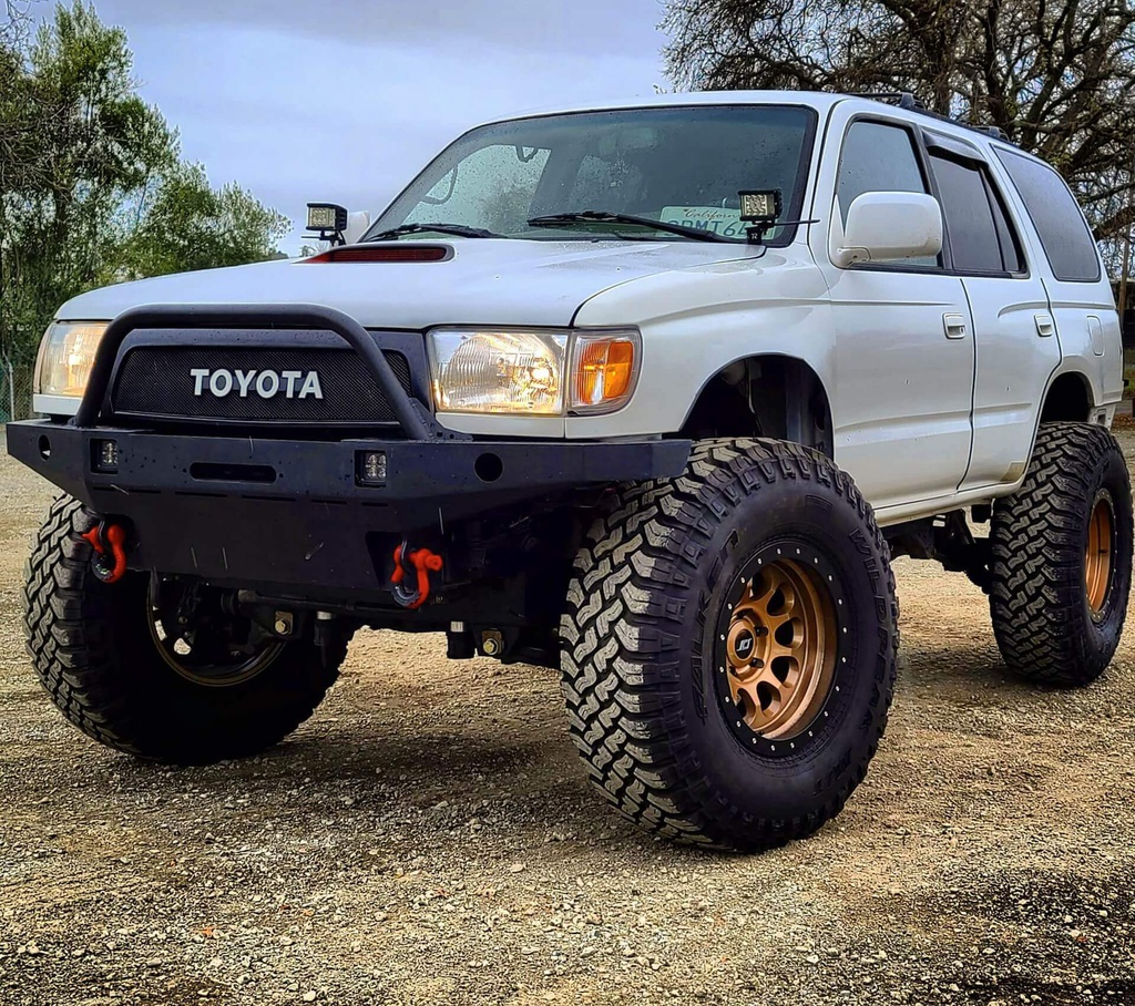 3rd_gen_4runner_/_hilux_surf_high_clearance_front_bumper_kit_11